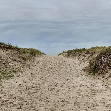 Lägenhet With Sea Views, Cleaning Included